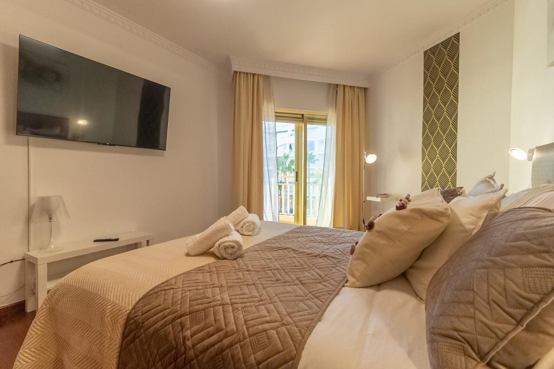 Apartamento Sofia Fuengirola Vistas Al Mar Atardeceres Magicos Luaran gambar