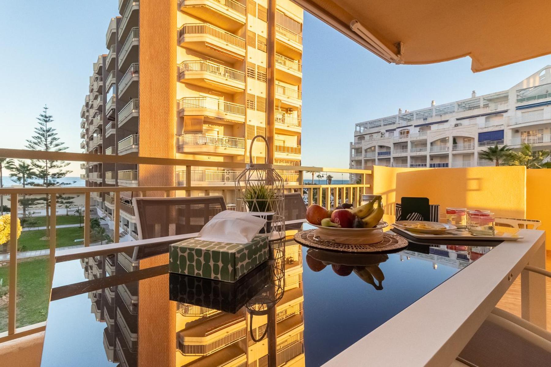Apartamento Sofia Fuengirola Vistas Al Mar Atardeceres Magicos Luaran gambar